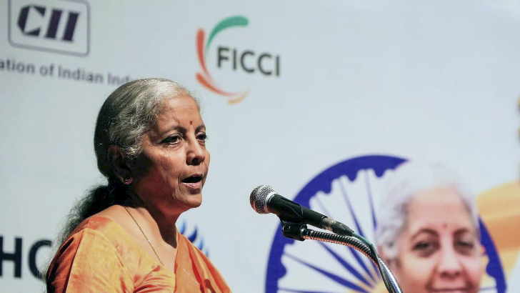 https://www.salarnews.in/public/uploads/images/newsimages/maannewsimage14092025_181728_Nirmala on GST.png